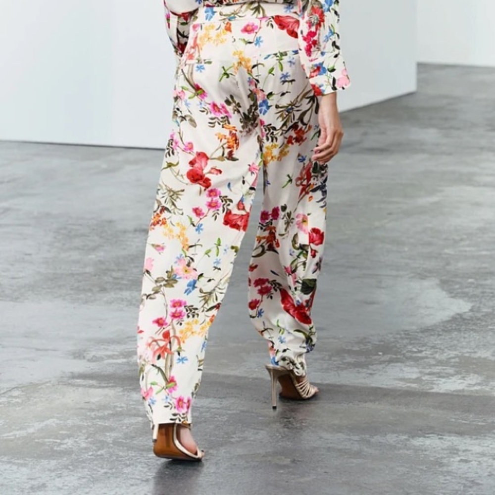 Size XXL | Zara | 100% Viscose Balloon Pants - Picture 9 of 9